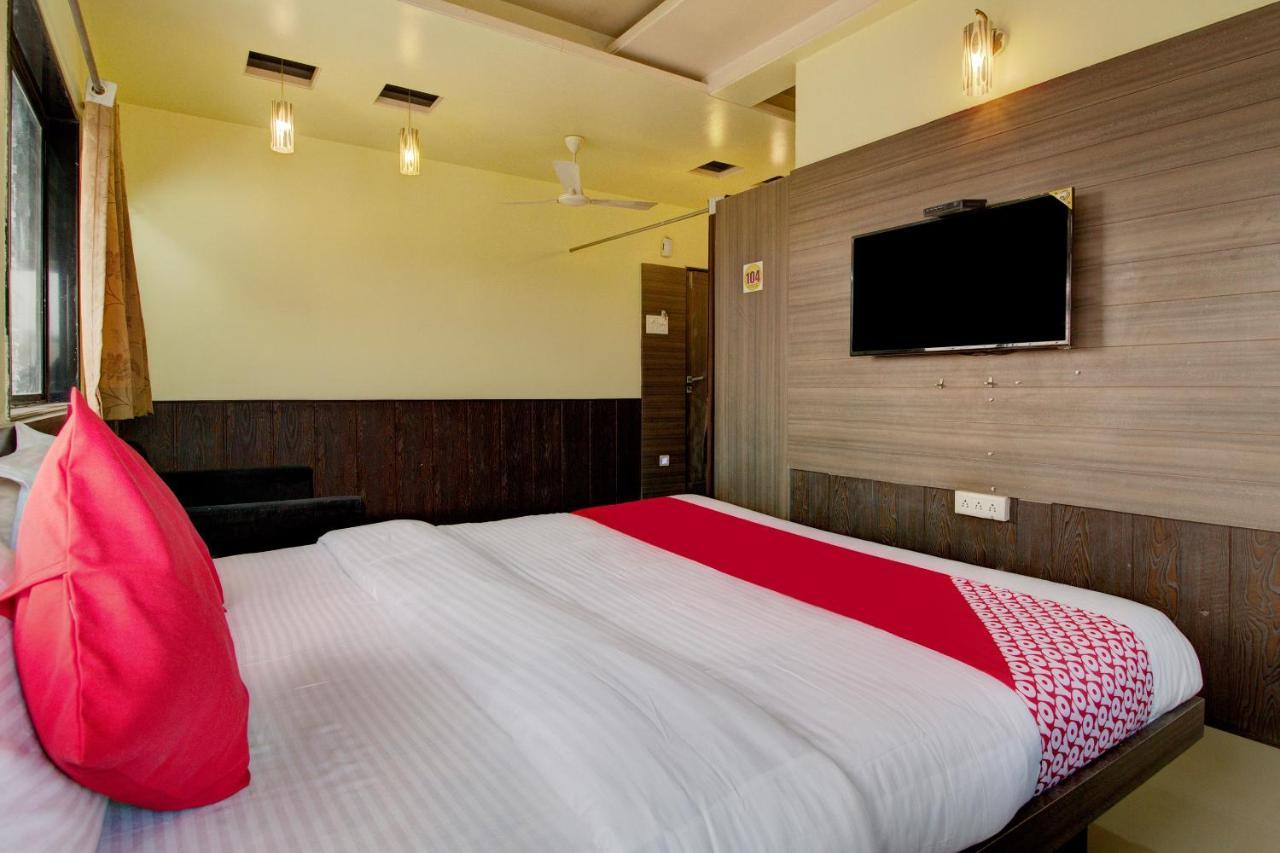 Hotel Oyo Slp013 Savan And Sapna Lodging Solapur Exteriér fotografie