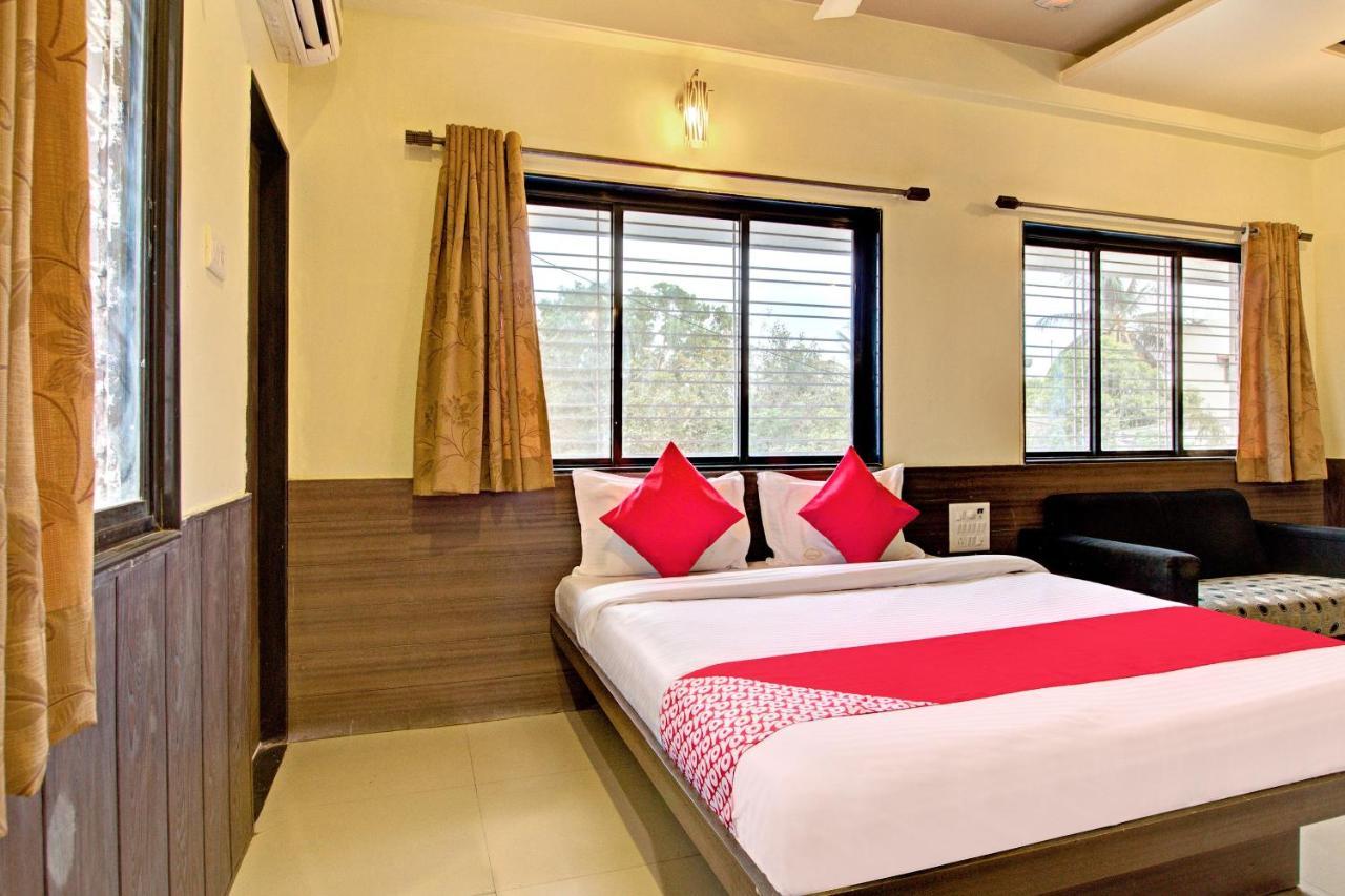 Hotel Oyo Slp013 Savan And Sapna Lodging Solapur Exteriér fotografie